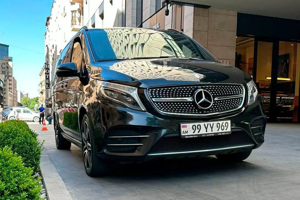 Mercedes-Benz V-Class в Ереване — аренда с водителем