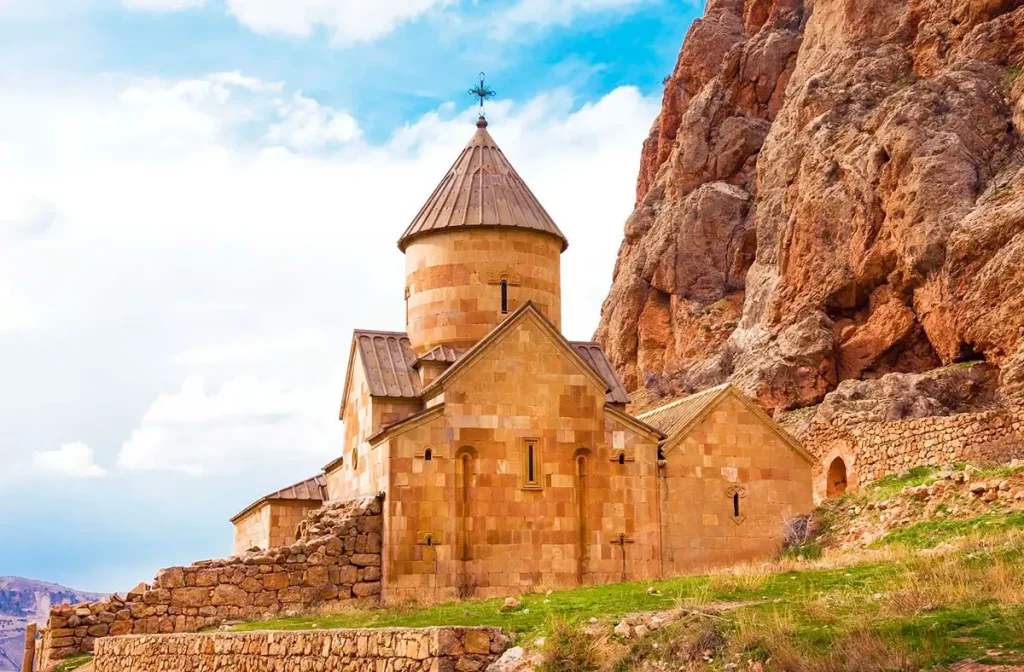 Монастырь Нораванк в Армении