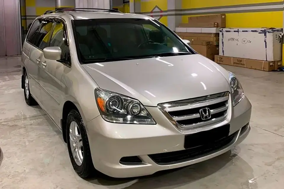 Honda Odyssey — аренда минивэна с водителем в Ереване