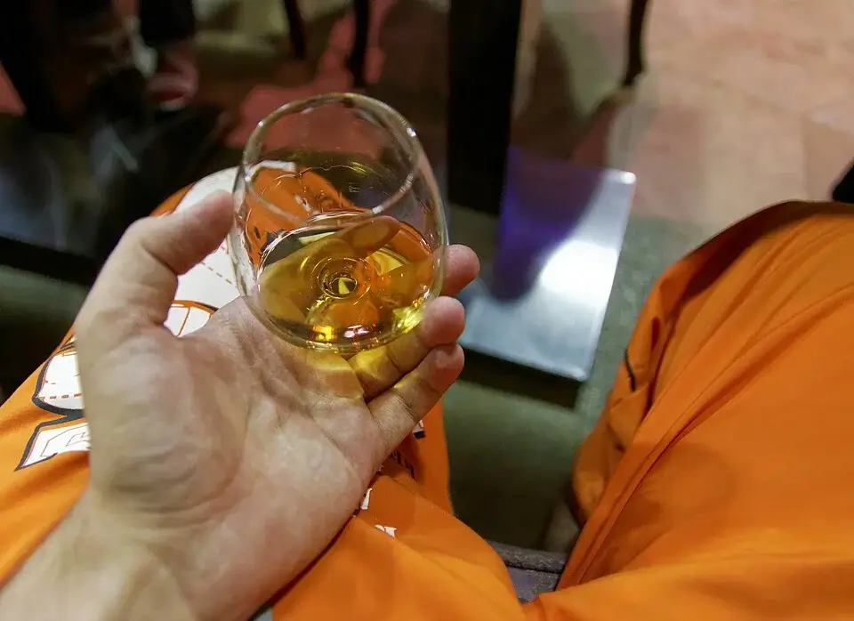 Дегустация армянского коньяка на заводе в Ереване