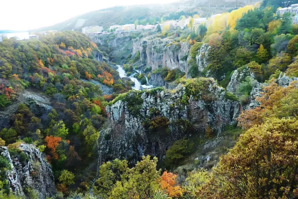 Джермук — ущелье реки Арпа