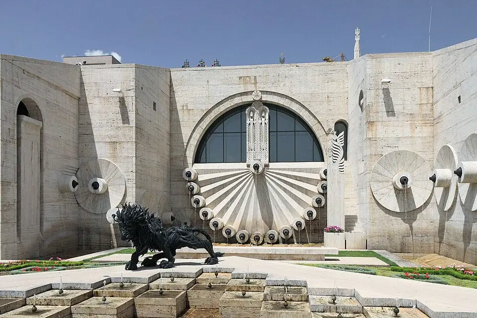 Fernando Botero's bronze Cat sculpture in the Cafesjian Sculpture Garden at the foot of the Yerevan Cascade