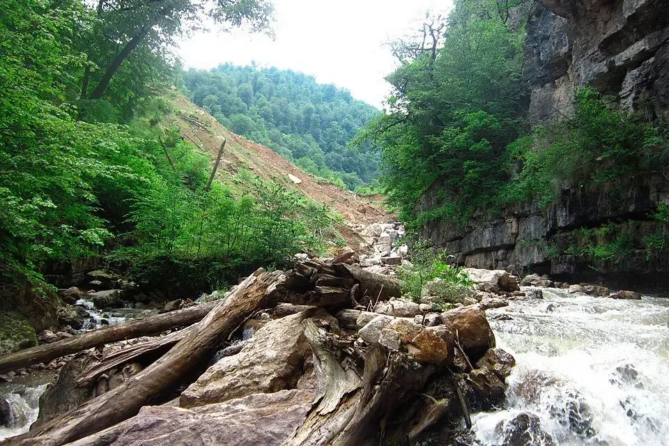 Khachaghbyur River flowing through Yenokavan Canyon