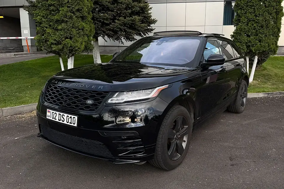SUV rental with driver in Yerevan — Range Rover