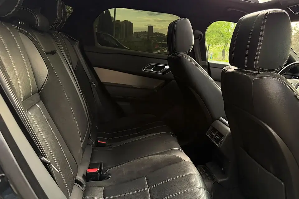 Range Rover passenger interior for chauffeur-driven rental